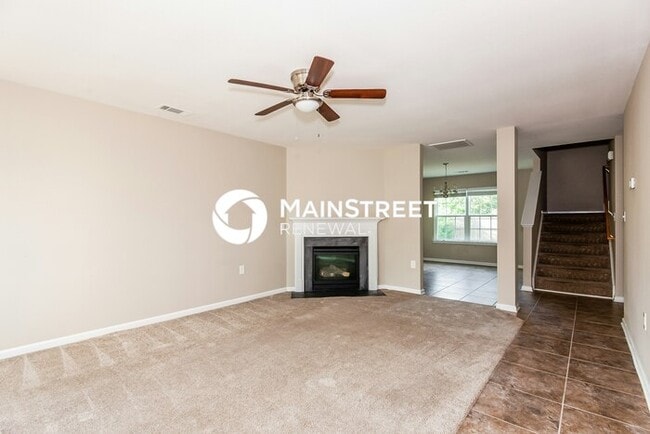 Photo - 4 Bedroom Pet-Friendly Home in Monroe, NC with Main Street Renewal