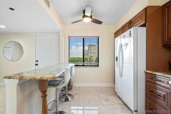 7290 Kinghurst Dr Unit 607