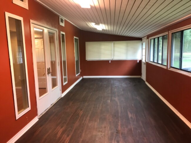 Building Photo - 10057 Mount Temple Church Rd Rental