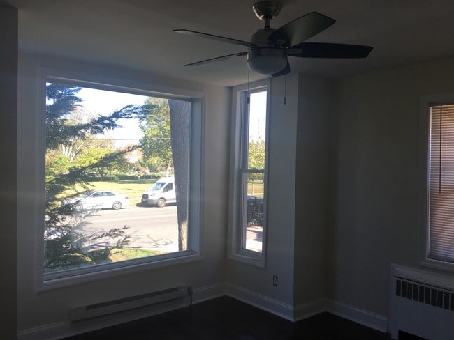 Photo - 710 Grand Ave