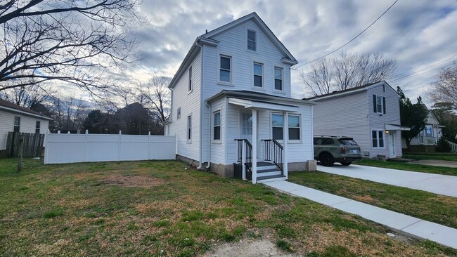 Photo - 809 Providence Rd