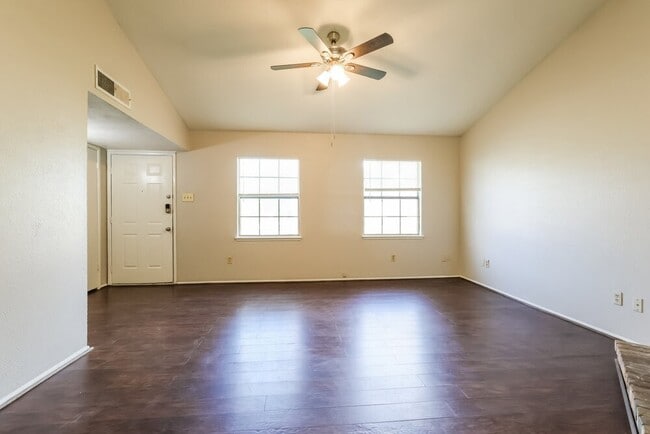 Photo - 2674 Lark Ln