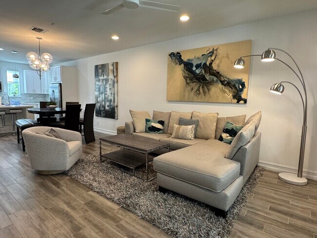 Photo - 101 E Coda Cir