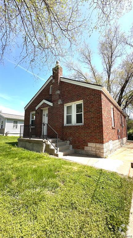 Building Photo - 10194 Imperial Dr Rental