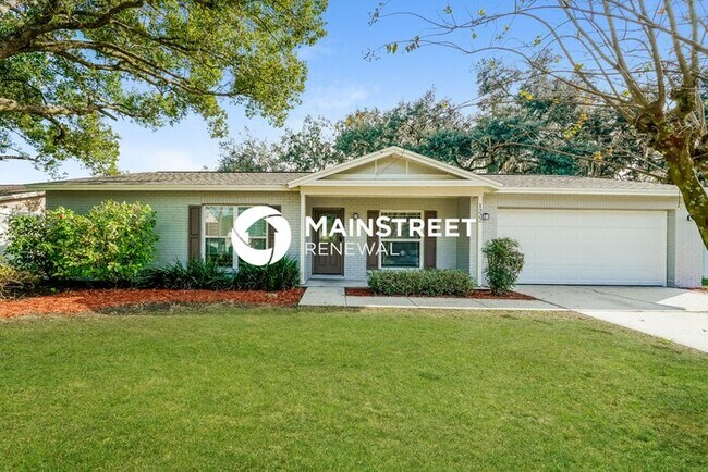 Building Photo - 4 Bedroom Pet-Friendly Home in Valrico, FL with Main Street Renewal