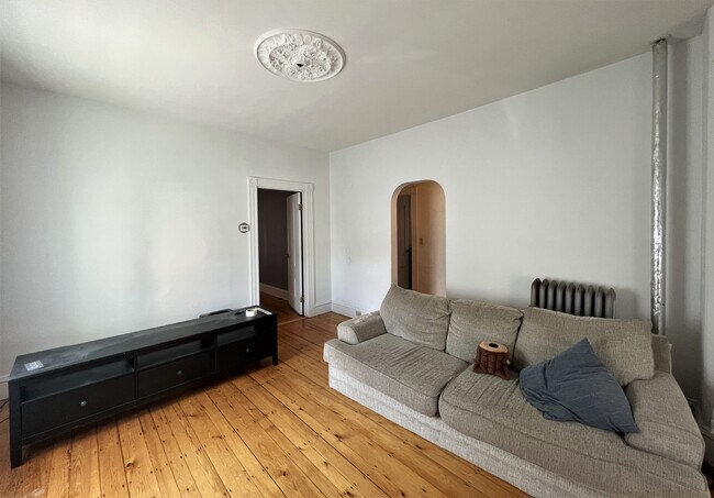 Photo - 25 Sargent St Unit 1
