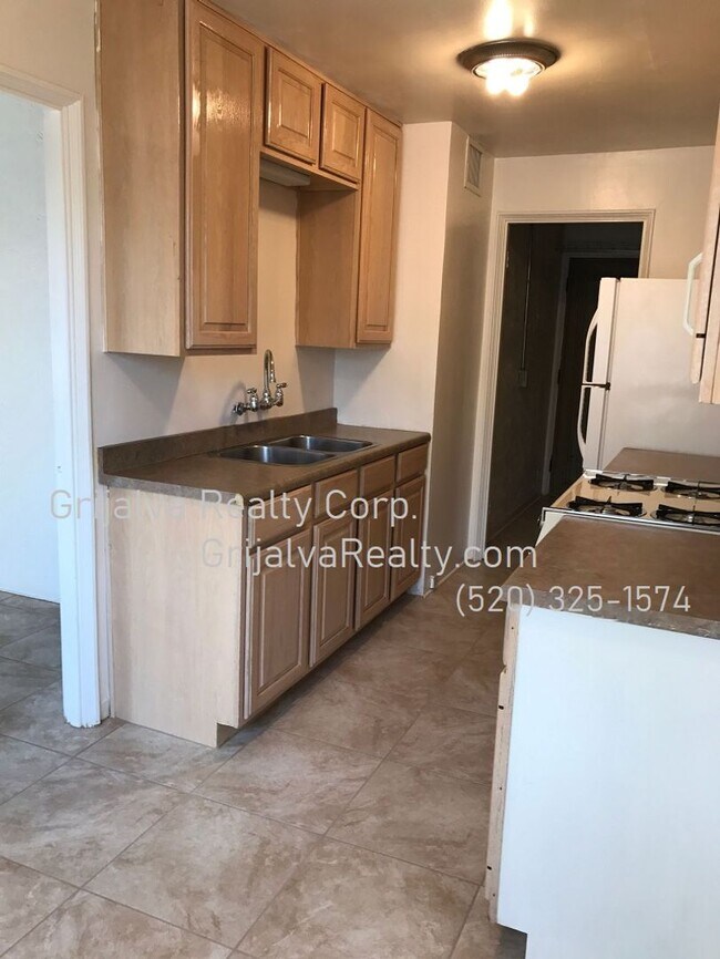 Photo - 1339 N Howard Blvd Unit 1339