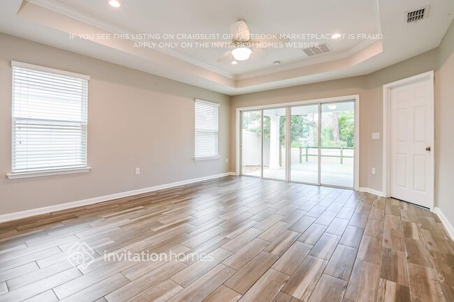 Photo - 213 Santorini Ct