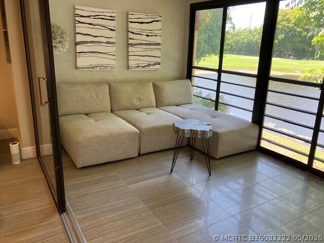 6434 Aspen Glen Cir