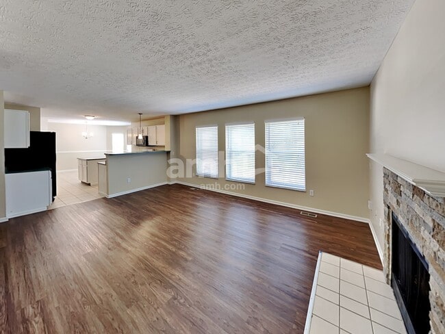 Photo - 191 Stonemast Loop