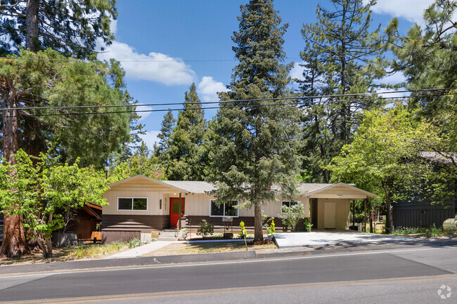 Building Photo - 54700 S Circle Dr Rental