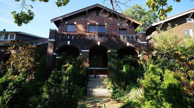 Photo - 3628 Fillmore St Condo Unit 3628A
