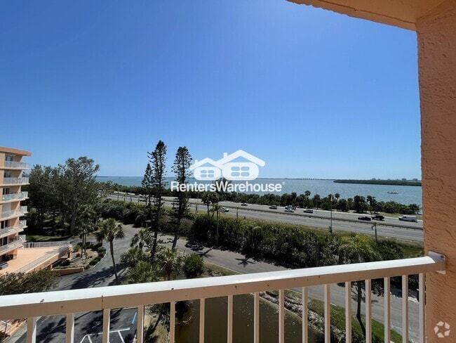 Building Photo - 7430 Sunshine Skyway Ln S Rental