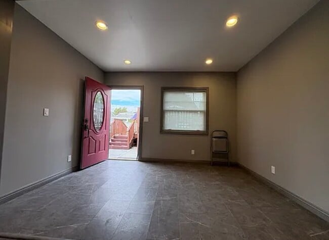 Photo - 1714 N Lincoln St