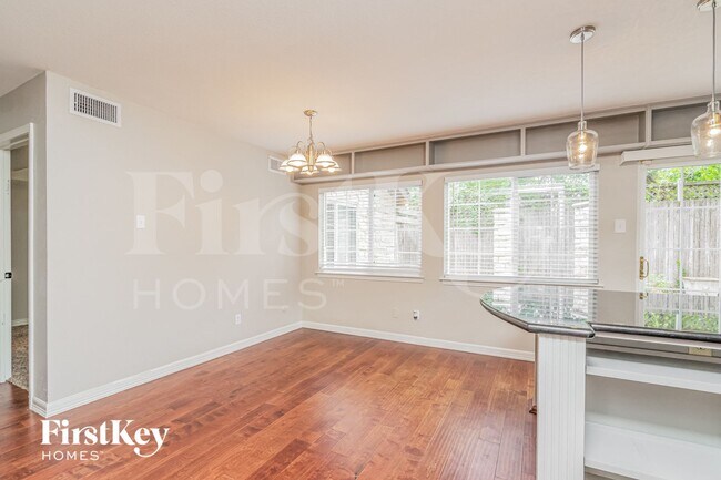 Photo - 2014 Greencove Dr