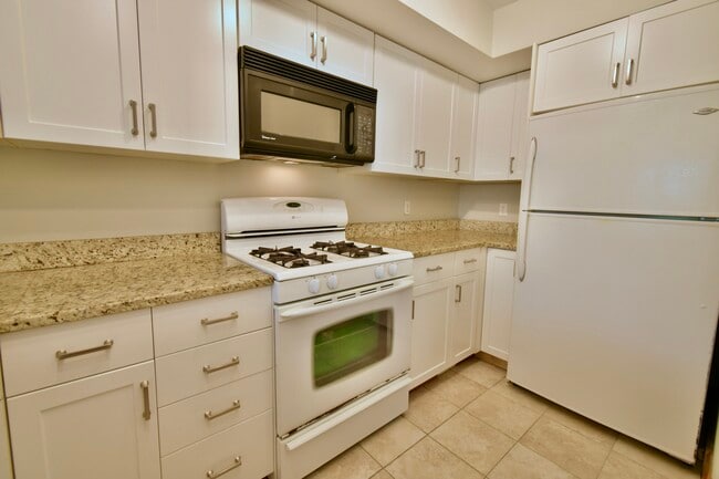 Photo - 39E Bellis Cir