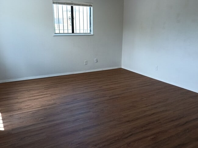 Photo - 3 Bedroom, 1 Bathroom Home! Schedule a Showing Soon!