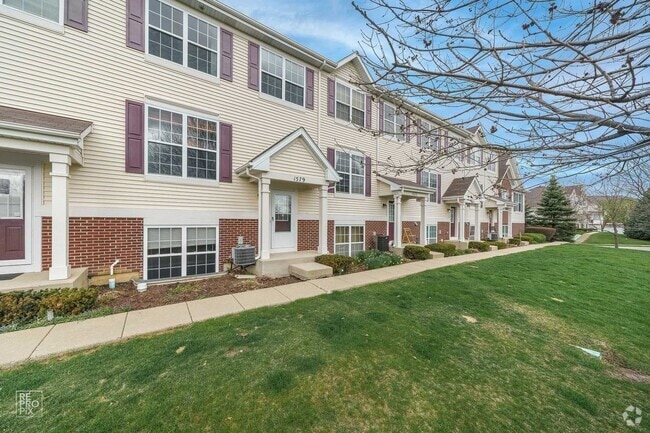 Building Photo - Very Nice and Spacious 2 Bedroom / 2.5 Bat... Rental