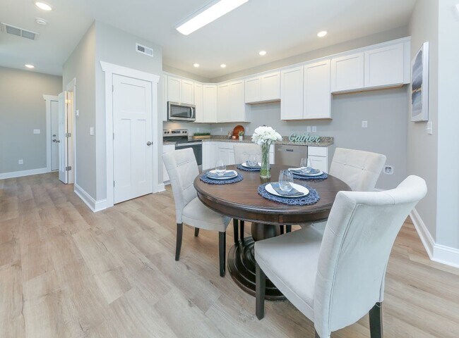 123 Moyock Landing Dr
