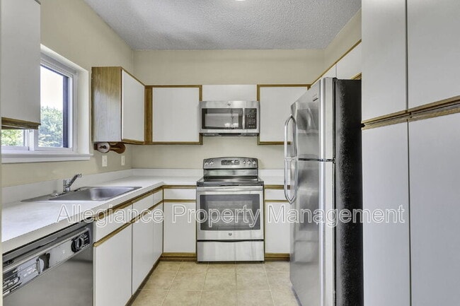 Photo - 11041 Villaridge Ct