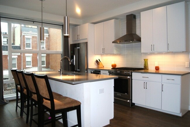 Photo - 2337 Champlain St NW Unit Apt 203
