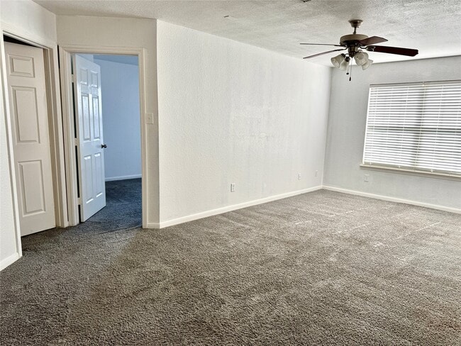 Photo - 8435 Resada Park Ln