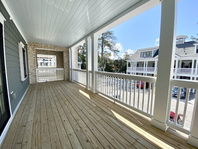 Photo - Two Bedroom Apartment Walking Distance to Downtown Bluffton! Unidad 202
