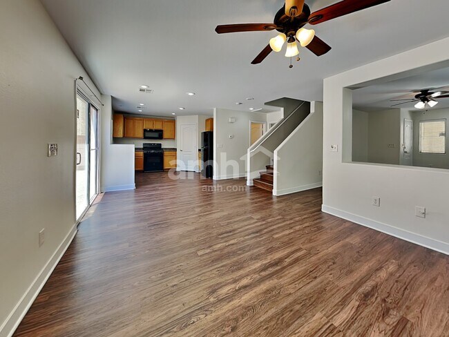 Photo - 6033 Cragged Draw St