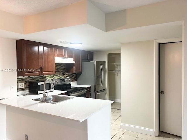 Building Photo - 10757 Cleary Blvd Unit 112