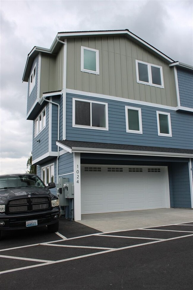 Photo - 2 bedroom 2 bathroom Brand  New Constructi... Unit A