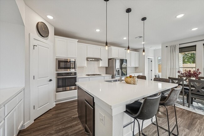 Photo - 7933 Spring Run Dr