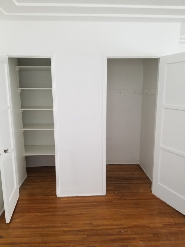 Photo - 572 W 1st St Unit 572