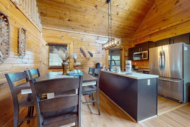 Photo - 2632 Camden Way