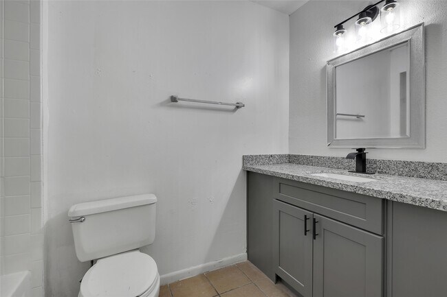 Photo - 12610 Ashford Meadow Dr Unit 4
