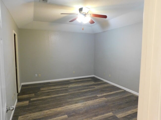 Photo - 114 Caballo Dr