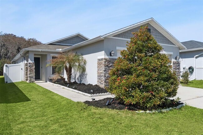 Photo - 3028 Lakes Crest Ave