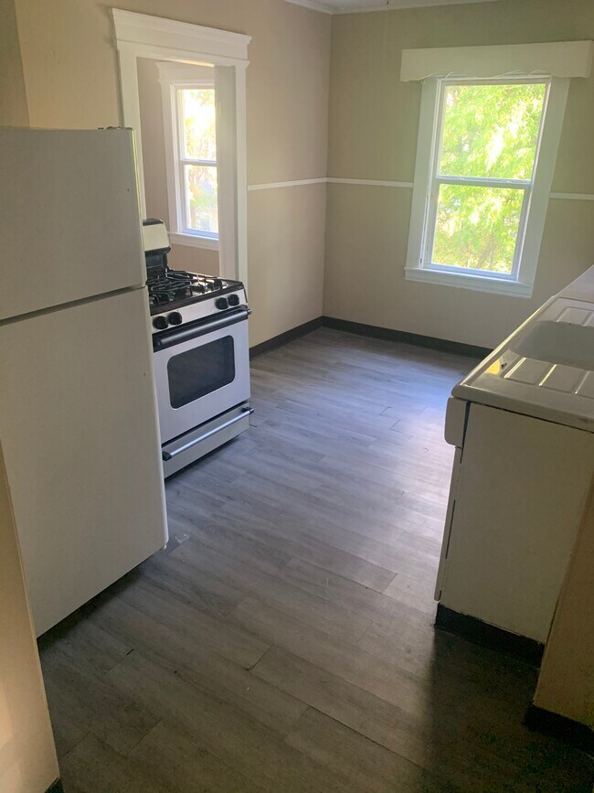 Photo - 227 Kellogg St Unidad 3