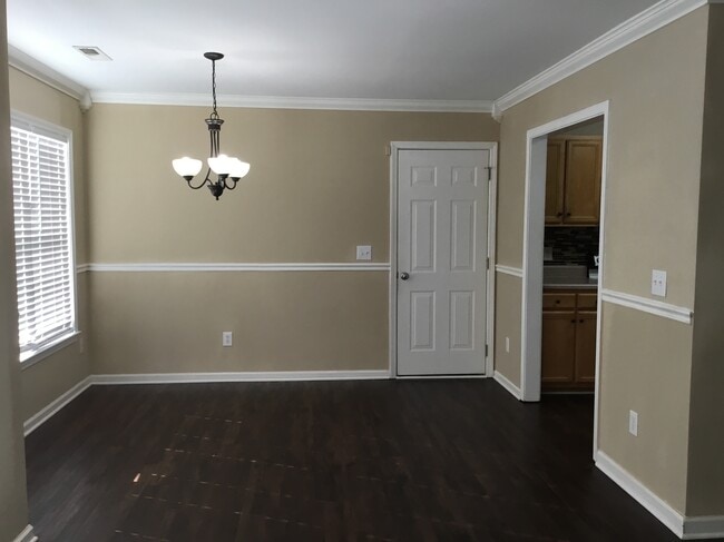 Photo - 6032 Evans Mill Rd