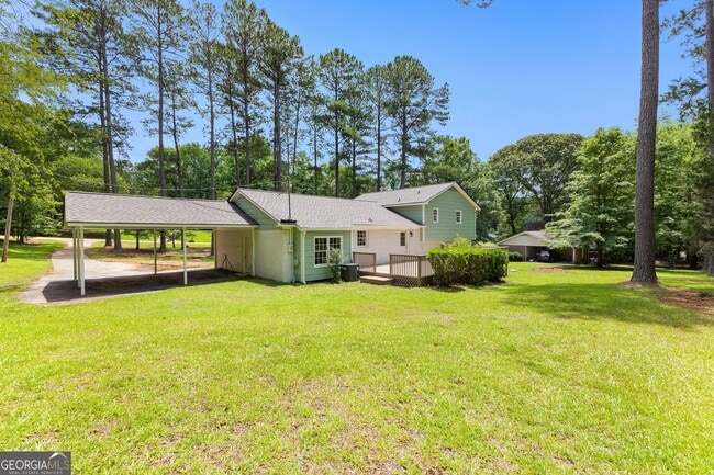 Photo - 223 Pinehaven Dr