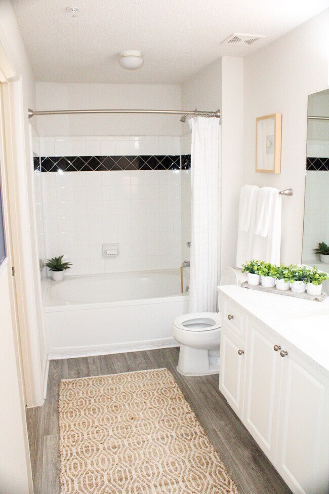 Lost Mountain Apartments Dallas, GA