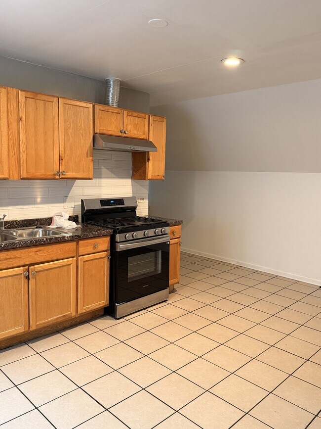 Photo - 4601 S Talman Ave Unidad 2nd Floor
