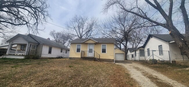 Cozy One Bedroom/One Bath Home - Cozy One Bedroom/One Bath Home