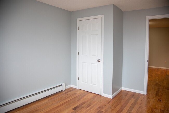 Photo - 14 Murdock St Unidad 3-7