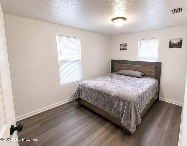Photo - 5020 Campenella Dr