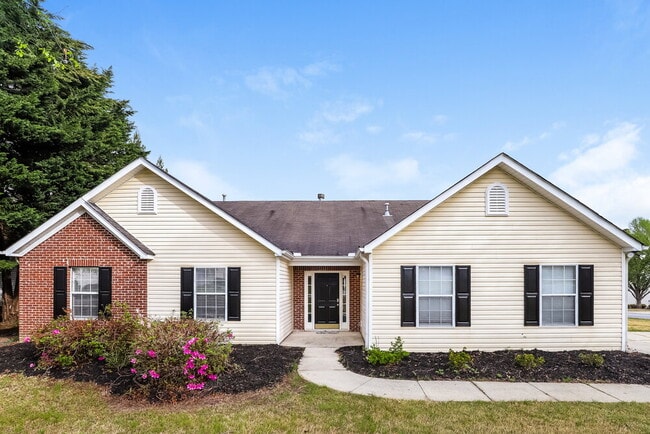 Building Photo - 3208 Bradford Pear Dr