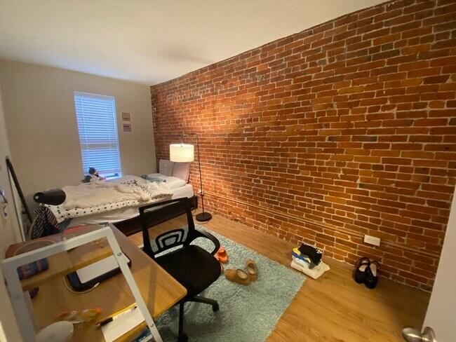 Photo - 54 Gainsborough St Unidad 3