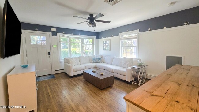 Photo - 1115 Marcia Ave