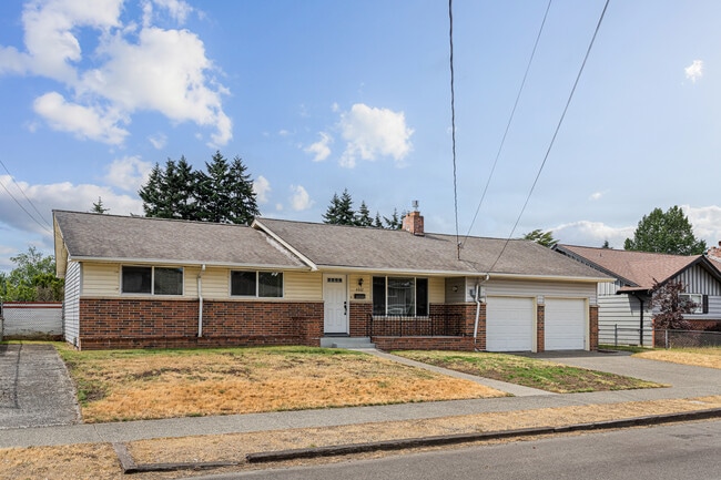 Photo - 4802 S 73rd St House