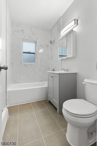 Photo - 2063 Elizabeth Ave