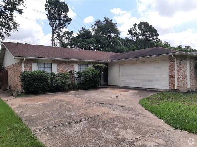 Building Photo - 18214 Mantana Dr Rental